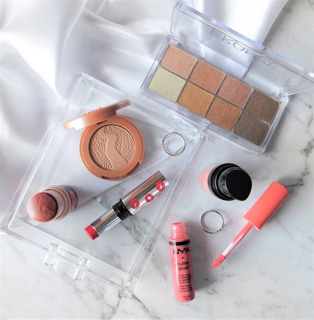 Summer makeup